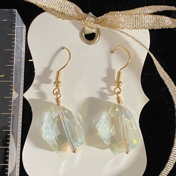 ꨄ 𝑅𝑜𝑚𝑎𝑛𝑡𝑖𝑐 𝐺𝑙𝑎𝑠𝑠 𝐸𝑎𝑟𝑟𝑖𝑛𝑔𝑠 ꨄ - Picture 2 of 2